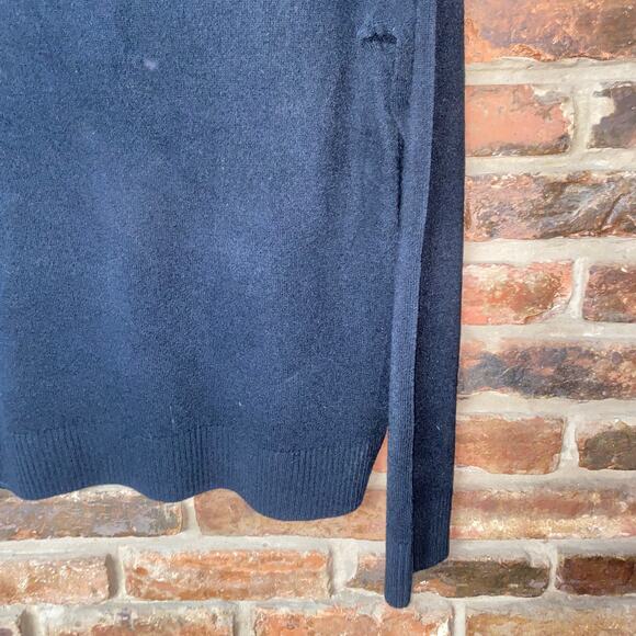 Carolyn Taylor Black Embellished V-Neck Sweater Women's Size Medium - Picture 3 of 7